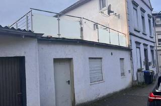 Haus kaufen in 66115 Saarbrücken, Saarbrücken - MFH mit 3 Wohnungen in Saarbrücken-Burbach