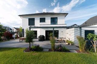Villa kaufen in 50374 Erftstadt, Erftstadt - Freistehende Stadtvilla in Erftstadt-Bliesheim mit Sonnengarten