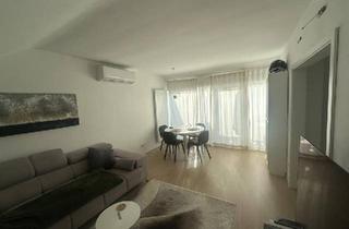 Wohnung kaufen in 40880 Ratingen, Ratingen - Schöne Dachgeschoss Wohnung in Ratingen Tiefenbroich