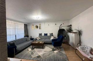 Wohnung kaufen in 47798 Krefeld, Krefeld - 3-Zimmer-Wohnung mit Balkon und Tiefgaragenstellplatz