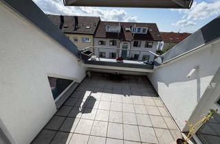 Wohnung kaufen in 79114 Haslach, Attraktive Kapitalanlage – vermietete 2-Zimmer-DG mit Südbalkon und 5,3 % Rendite