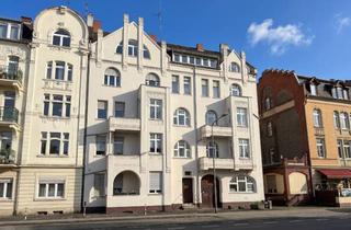 Wohnung kaufen in Kasteler Straße, 65203 Biebrich, Denkmalobjekt / Vermietet: 3-Zimmer Dachgeschosswohnung