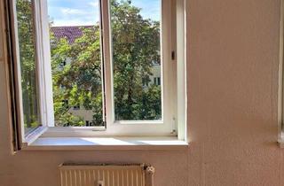 Wohnung kaufen in Ostseestraße ××, 10409 Prenzlauer Berg, Bezugsfreie, helle 2 Zimmer Wohnung in Prenzlauer Berg, separate Küche, Dielenboden