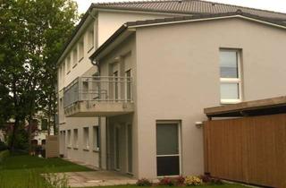 Wohnung kaufen in Fehmarnwinkel, 24107 Suchsdorf, Komfortable Eigentumswohnung mit nur 8 Parteien in Kiel- Suchsdorf