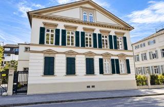 Wohnung kaufen in 65203 Biebrich, sehr seltene Altbauetage in historischem Gebäude von WI-Biebrich (Parklage)
