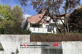 Wohnung kaufen in 73230 Kirchheim, Kernsanierte 3,5 Zi.-ETW in gepflegtem 8-Fam.-Haus! Nur 50kwh! Energieklasse B! XL-Garage! Top-EBK!