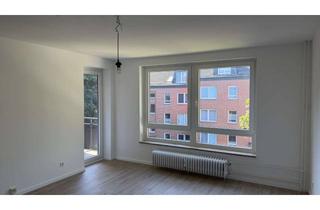 Wohnung mieten in Ilenkruut 57, 22179 Bramfeld, Komplettrenovierte und teilsanierte 3-Zi-Wohnung mit Westbalkon in Bramfeld