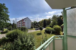 Wohnung mieten in Ernst-Thälmann-Siedlung 27, 09337 Hohenstein-Ernstthal, Wohnen im Grünen mit Sonnenbalkon!