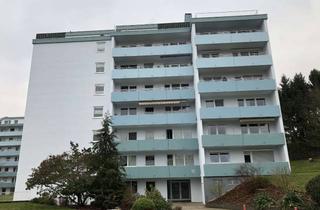 Wohnung mieten in Am Mühlenwäldchen 12, 66386 St. Ingbert, Tolle, geräumige und modernisierte 2 Zimmer-Wohnung mit Balkon und Stellplatz zu vermieten