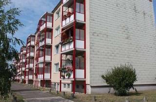 Wohnung mieten in Mannsstr. 25, 39576 Stendal, Möbel rein, glücklich sein - 3-Raum Wohnung mit Balkon!