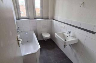 Wohnung mieten in Uenglinger Str. 57, 39576 Stendal, Großzügige 3-Zimmerwohnung im Altbau-Chic!