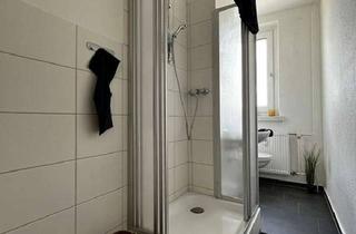 Wohnung mieten in Alfred-Brehm-Str. 13, 39576 Stendal, Familienwohnung - 4-Zimmer Wohnung mit Balkon!