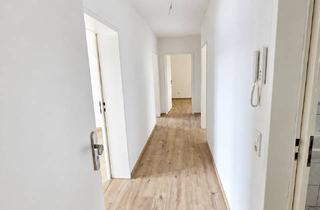 Wohnung mieten in Friedensstraße, 55743 Idar-Oberstein, Attraktive 3-Zimmer-Wohnung in Idar-Oberstein – frisch renoviert & bezugsfertig