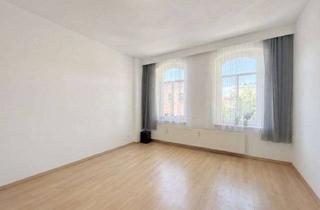 Wohnung mieten in Hauptstraße 45, 01454 Radeberg, Moderne 3,5-Zimmer Wohnung im Altbau-Charme mit großem Balkon und Garage