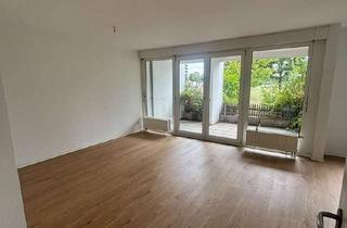 Wohnung mieten in Schalkauer Straße 22a, 13055 Alt-Hohenschönhausen, Renovierte 2-Zimmer-Wohnung in ruhier Wohnlage