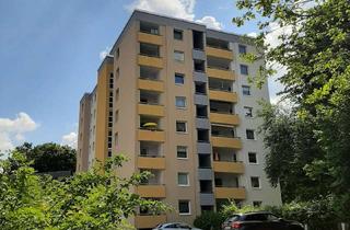 Wohnung mieten in Göttweiger Str. 72, 94032 Innstadt, Frisch renoviert! 4-Zimmer-Wohnung ab November zu beziehen!