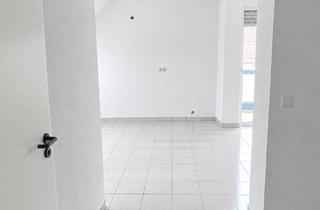 Wohnung mieten in Schmiedegasse 11, 04808 Wurzen, Gepflegte 2-Zimmer-Maisonette-Wohnung mit Balkon und Weitblick über Wurzen