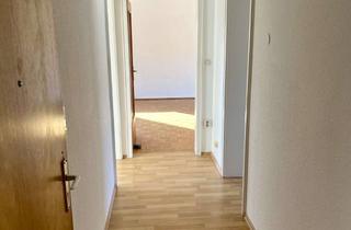 Wohnung mieten in Lembergerstr. 254, 66955 Erlenbrunn, Alltagstaugliche 3-Zimmer-Wohnung in Pirmasens