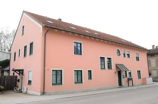 Wohnung mieten in 84416 Taufkirchen, Charmante Dachgeschosswohnung mit hohen Decken und moderner Ausstattung in Taufkirchen/Vils