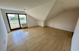 Wohnung mieten in Westendstraße 1a, 86462 Langweid, 1 Zimmer Dachgeschosswohnung mit Einbauküche und Weitblick