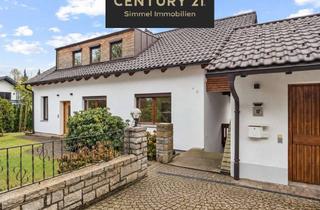 Haus kaufen in 94036 Heining, Sofort bezugsfertig! Modernisiertes Zweifamilienhaus mit Dachterrasse und großem Garten
