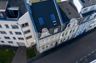 Villa kaufen in 53225 Beuel, Stadtvilla im Herzen von Bonn-Beuel Gründerzeitcharme trifft modernen Luxus