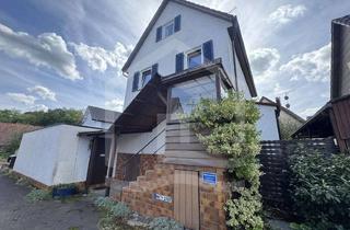 Haus kaufen in 74182 Obersulm, Charmantes Eigenheim mit Potenzial: Freistehendes Haus mit Doppelgarage & Loft in Obersulm-Willsbach