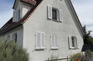 Haus kaufen in 70794 Filderstadt, Großes Familienhaus mit Garten in Sonnenlage am Ortsrand