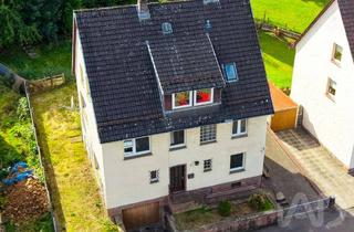 Haus kaufen in 37632 Eschershausen, Solides Massivhaus in zentraler Lage mit Garage, Garten und Entwicklungspotenzial