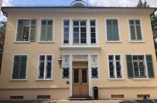 Villa kaufen in Frankfurter Straße 121, 63067 Kaiserlei, Klassizistische, historische „Villa Bagatelle“ auf eigenem Grundstück