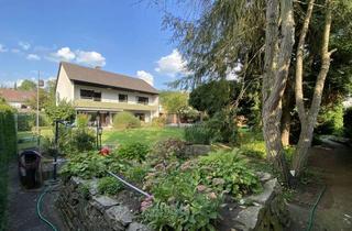 Einfamilienhaus kaufen in 91054 Sieglitzhof, Großzügiges Grundstück mit Einfamilienhaus in Erlangen-Sieglitzhof (renovierungsbedürftig)