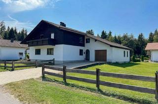 Haus kaufen in 83064 Raubling, Großzügiges Familienhaus mit Platz für Generationen auf 1.186 m² Traumgrundstück mit Entwicklungspot