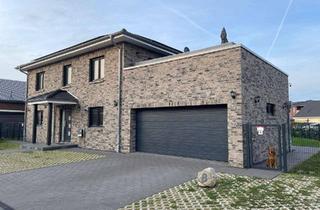 Villa kaufen in 24619 Bornhöved, Neuwertige Stadtvilla mit XXL-Garage, sonniger Dachterrasse und effizienter Energieausstattung