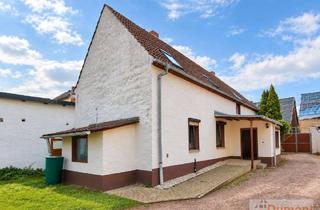 Einfamilienhaus kaufen in 06780 Zörbig, Großzügiges Einfamilienhaus mit viel Platz, Nebengelass und weitläufigem Garten nahe bei Halle.