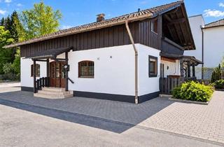 Haus kaufen in 82377 Penzberg, Das Beste aus zwei Welten: Privates Wohnen und repräsentatives Arbeiten
