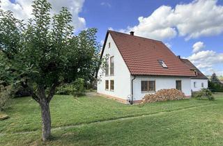 Einfamilienhaus kaufen in 90542 Eckental, Zwei Einfamilienhäuser mit großzügigem und sonnigem Garten