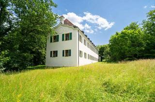 Büro zu mieten in Prüfeninger Schlossstraße 73a, 93051 Großprüfening-Dechbetten-Königswiesen, Im Prüfeninger Schloss! Charmante Bürofläche auf zwei Etagen in historischem Gebäude