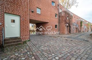 Wohnung kaufen in 17489 Greifswald, Einmalige 1,5 Raumwohnung mit Gartengrundstück am Wall in der Greifswalder Innenstadt
