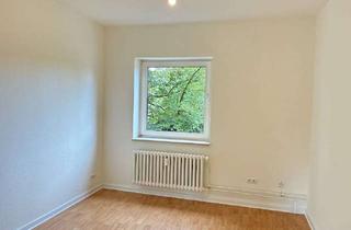 Wohnung mieten in Woermannstraße, 24149 Neumühlen-Dietrichsdorf, Praktische 2,5 Zimmerwohnung mit Balkon