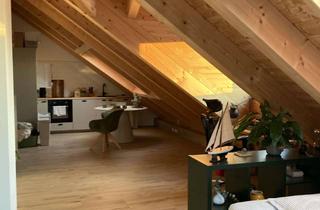 Wohnung mieten in Waldschmidtstr. 4b - S14, 82319 Starnberg, Lichtdurchflutete 2-Zi, DG WHG, Holz-Sichtdachstuhl mit Keller (S14)