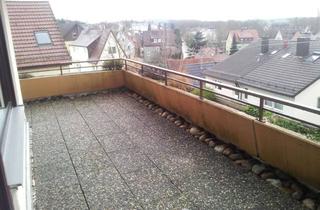 Wohnung mieten in Kaiserslauterner Straße 16, 74078 Frankenbach, Wohnen mit Weitblick – 4-Zimmer-Wohnung mit 26 m² Balkon, Aufzug & Tiefgarage
