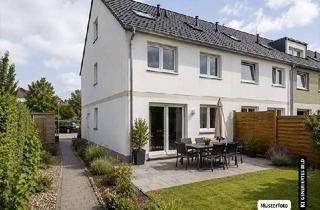 Haus kaufen in 79189 Bad Krozingen, Wohnhaus mit Nebengebäuden, 2 Zimmer - Provisionsfrei zur Wunschimmobilie