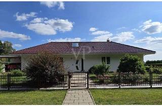 Einfamilienhaus kaufen in 19077 Sülstorf, Großzügiges Einfamilienhaus als Bungalow auf großem Grundstück in ruhiger, ländlicher Lage