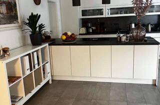 Immobilie mieten in 01067 Wilsdruffer Vorstadt/Seevorstadt-West, Furnished 4-Room Apartment in the Heart of Dresden | 131 m² | Ideal for Expats & Families | WiFi