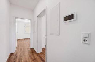 Wohnung kaufen in 72764 Reutlingen, Charmante Altbau- Etagenwohnung in Reutlingen - Ideal für Paare und Anleger!
