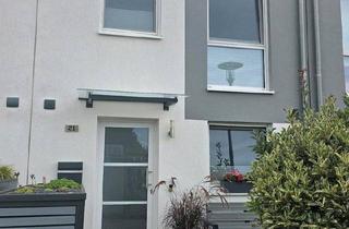 Reihenhaus kaufen in 41238 Mönchengladbach, Mönchengladbach - Modernes Reihenhaus in MG-Giesenkirchen von Privat zu verkaufen