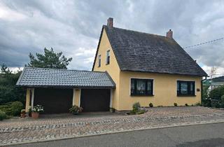 Einfamilienhaus kaufen in 08451 Crimmitschau, Crimmitschau - Einfamilienhaus mit großem Grundstück in Crimmitschau