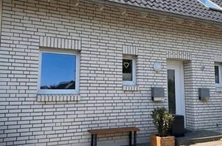 Doppelhaushälfte kaufen in 41199 Mönchengladbach, Mönchengladbach - Modernes Haus-im-Haus mit Garage, Solaranlage ohne Provision