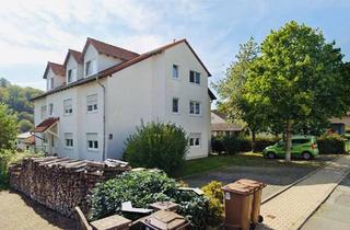 Wohnung kaufen in 34311 Naumburg, Naumburg - NEU: Kapitalanlage: Helle 2-Zi.-Wohnung mit Loggia & Stellplatz