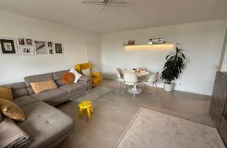 Wohnung kaufen in 51469 Bergisch Gladbach, Bergisch Gladbach - PROVISIONSFREIE sanierte 3-Zimmer ETW in Bergisch Gladbach - Hand